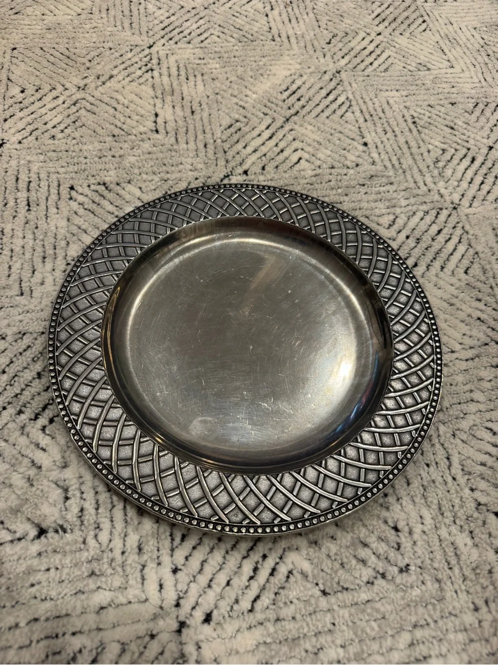 Wilton Armetale Woven Round Serving Platter Tray Discontinued Silver Tone 12.5”